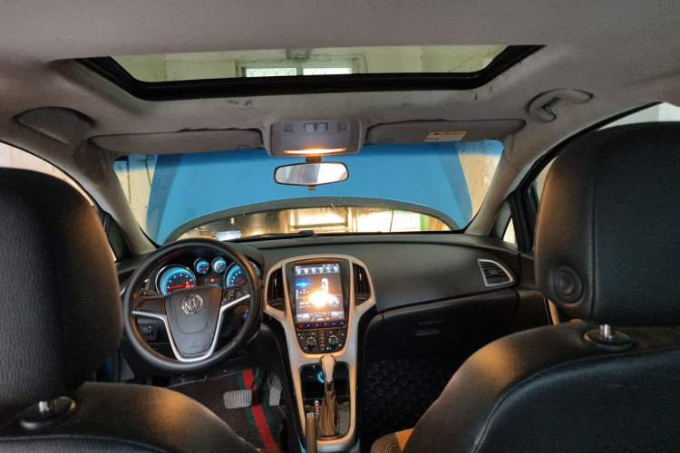 Used Buick GT 2014 XT 1.6L Automatic Fashion Edition Headliner