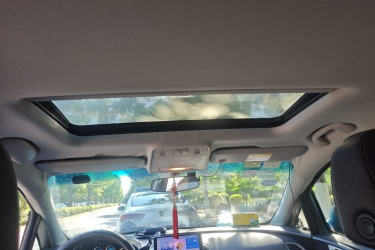 Used Buick GT 2014 XT 1.6L Automatic Fashion Edition Headliner