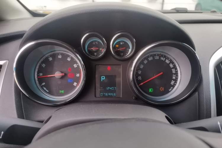 Used Buick GT 2014 XT 1.6L Automatic Fashion Edition Instrument Cluster