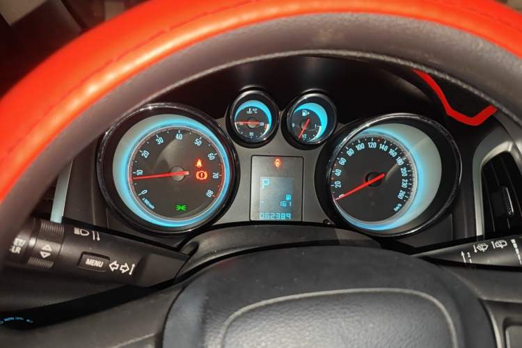 Used Buick GT 2014 XT 1.6L Automatic Fashion Edition Instrument Cluster