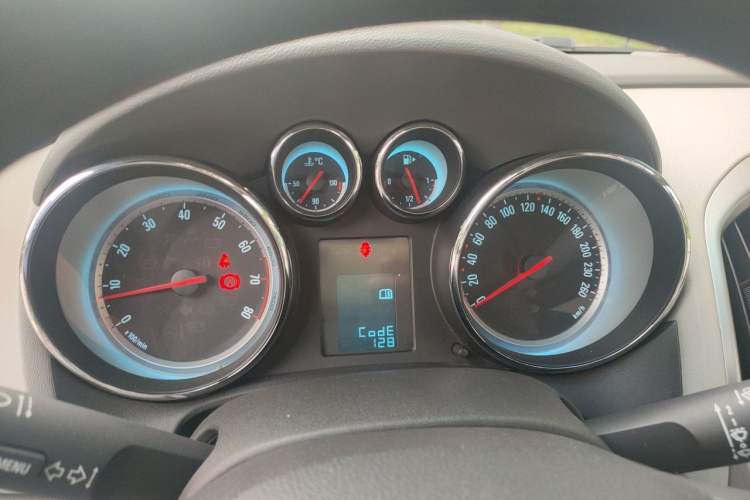 Used Buick GT 2014 XT 1.6L Manual Entry-Level Model Instrument Cluster