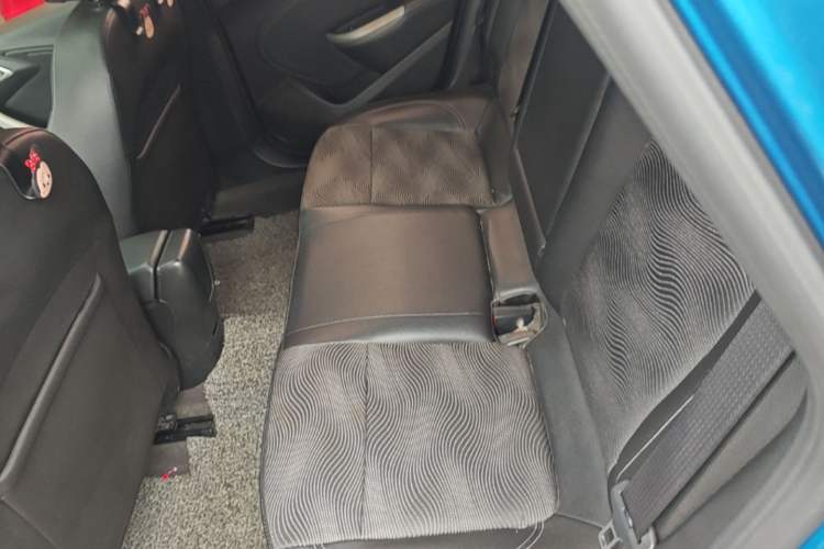 Used Buick GT 2014 XT 1.6L Automatic Fashion Edition Left Rear Seat