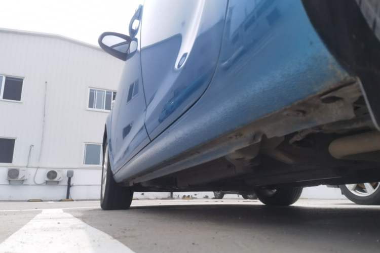 Used Buick GT 2014 XT 1.6L Automatic Fashion Edition Left Side Sill