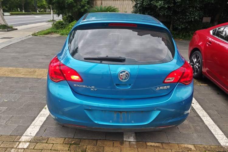 Used Buick GT 2014 XT 1.6L Automatic Fashion Edition Rear