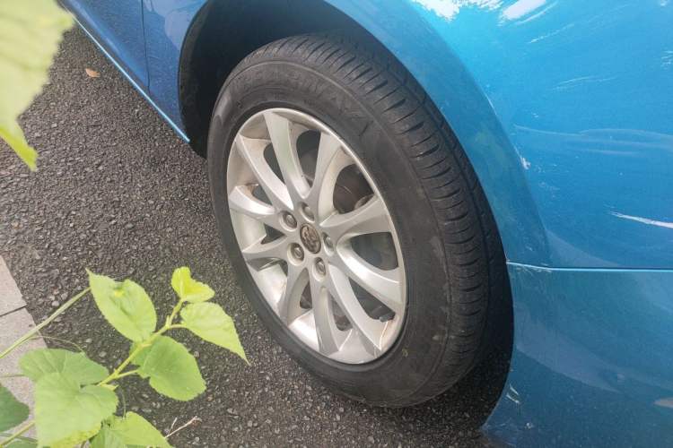 Used Buick GT 2014 XT 1.6L Manual Entry-Level Model Right Front Wheel Hub