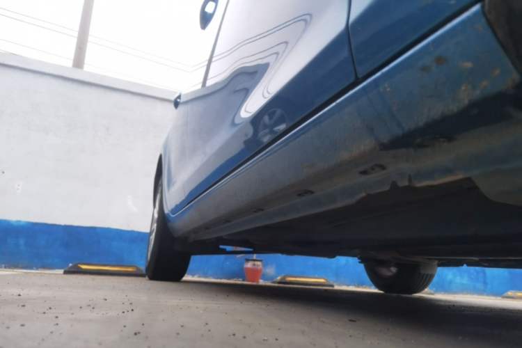 Used Buick GT 2014 XT 1.6L Automatic Fashion Edition Right Side Sill