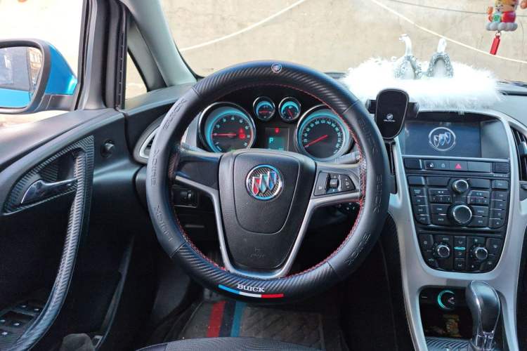 Used Buick GT 2014 XT 1.6L Automatic Fashion Edition Steering Wheel