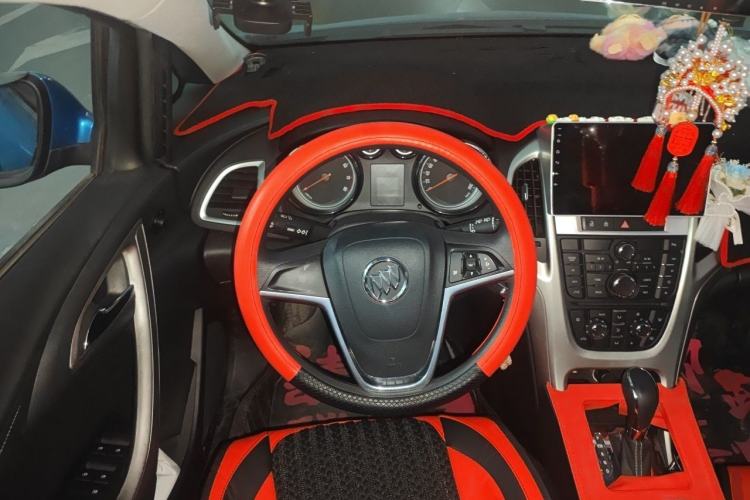Used Buick GT 2014 XT 1.6L Automatic Fashion Edition Steering Wheel