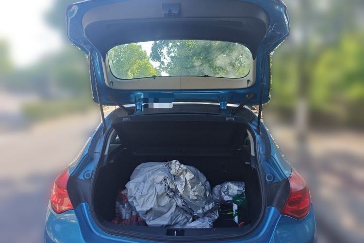 Used Buick GT 2014 XT 1.6L Automatic Fashion Edition Trunk