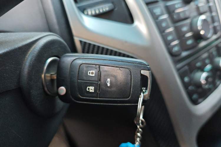 Used Buick GT 2014 XT 1.6L Automatic Fashion Edition Vehicle Key