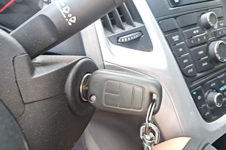Used Buick GT 2014 XT 1.6L Manual Entry-Level Model Vehicle Key
