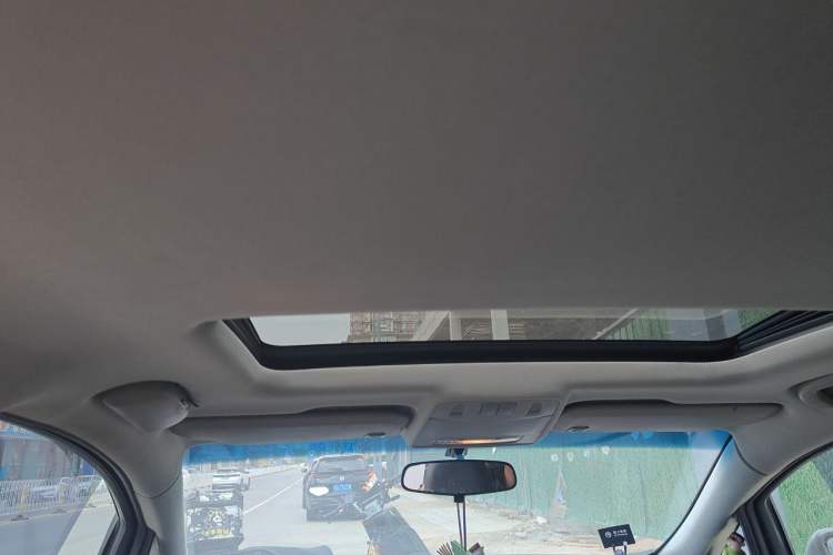 Used Buick GT 2014 XT 1.6L Automatic Fashion Edition Headliner