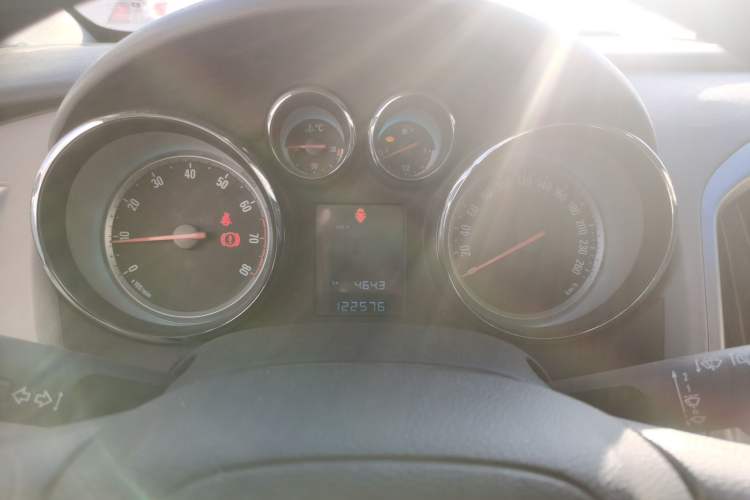 Used Buick GT 2014 XT 1.6L Manual Entry-Level Model Instrument Cluster