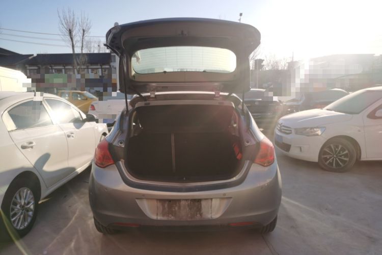 Used Buick GT 2014 XT 1.6L Manual Entry-Level Model Trunk