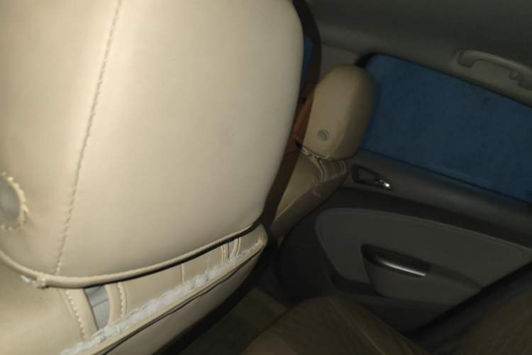 Used Buick GT 2014 XT 1.6L Manual Entry-Level Model Headliner