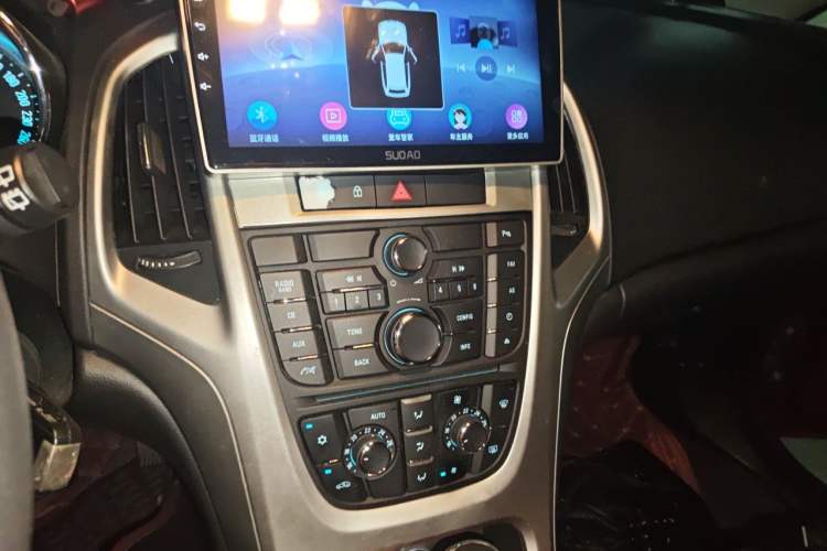 Used Buick GT 2014 XT 1.6L Automatic Fashion Edition Audio And AC Panel