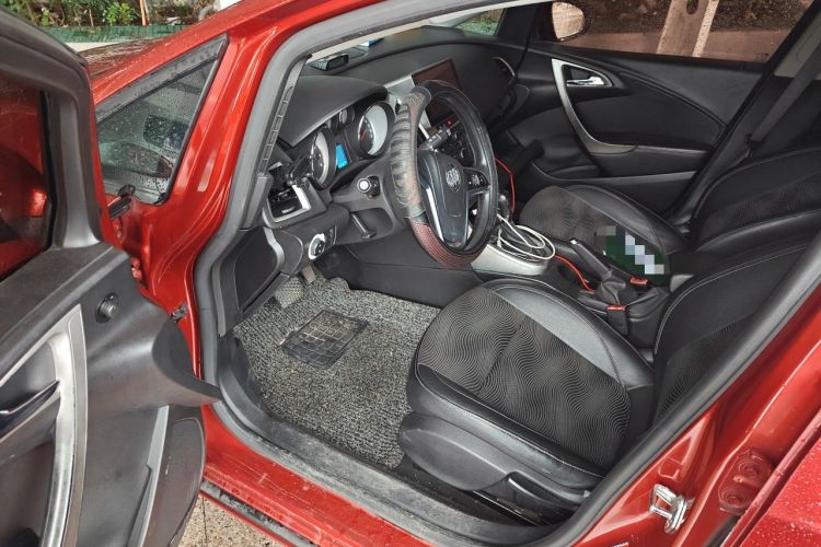 Used Buick GT 2014 XT 1.6L Automatic Fashion Edition Driver Seat