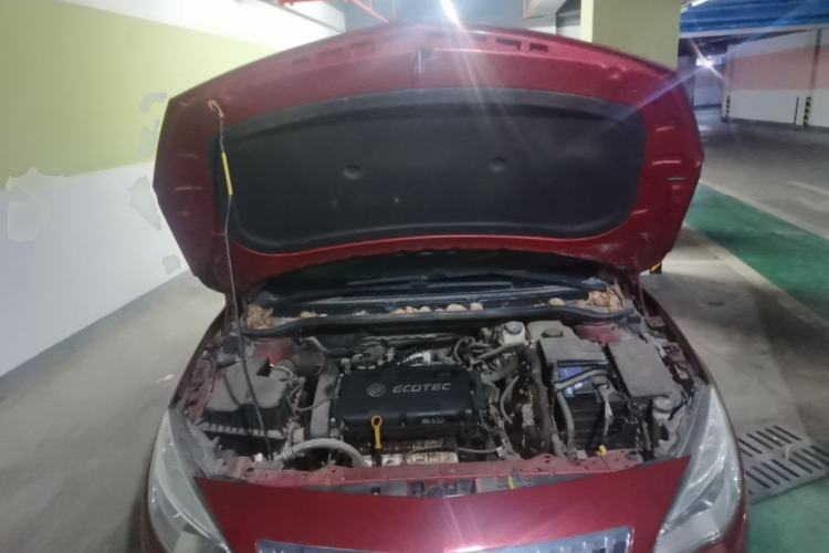 Used Buick GT 2014 XT 1.6L Automatic Fashion Edition Engine Bay