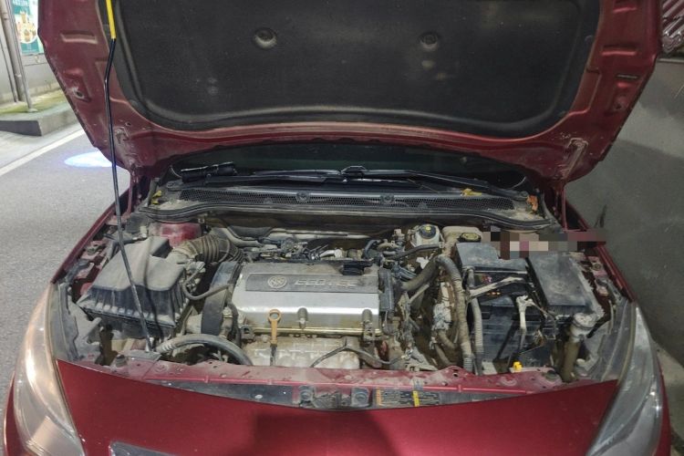 Used Buick GT 2014 XT 1.6L Automatic Fashion Edition Engine Bay