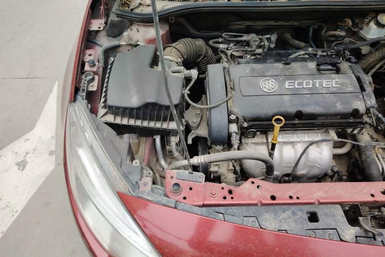 Used Buick GT 2014 XT 1.6L Automatic Fashion Edition Engine Bay Right