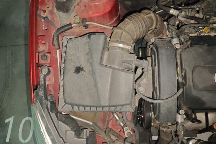 Used Buick GT 2014 XT 1.6L Automatic Fashion Edition Engine Bay Right