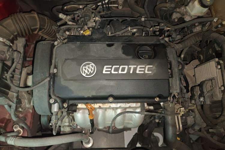 Used Buick GT 2014 XT 1.6L Automatic Fashion Edition Engine Bay