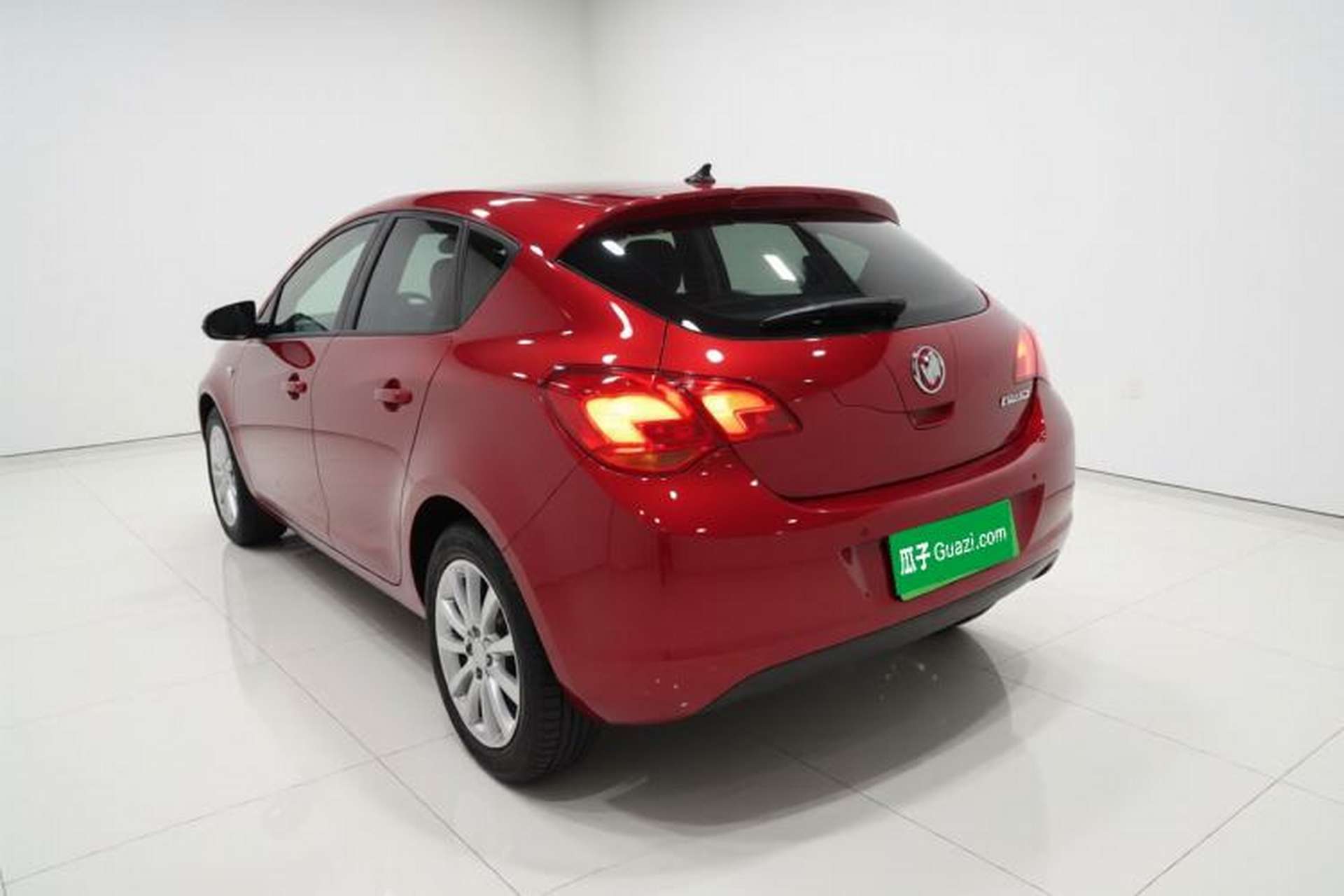 Used Buick GT 2014 XT 1.6L Automatic Fashion Edition Exterior 3