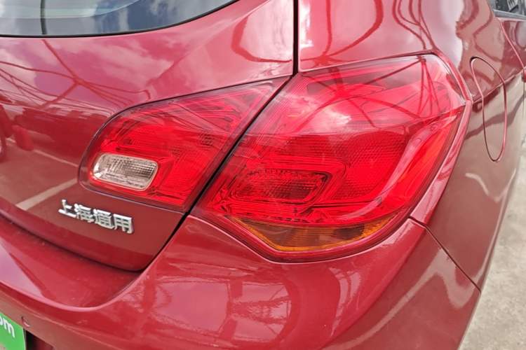Used Buick GT 2014 XT 1.6L Automatic Fashion Edition Exterior 3