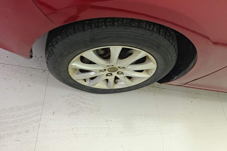 Used Buick GT 2014 XT 1.6L Automatic Fashion Edition Exterior 4