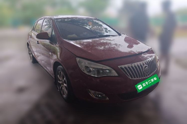 Used Buick GT 2014 XT 1.6L Automatic Fashion Edition Front Right 45 Deg