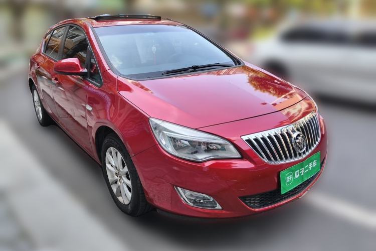 Used Buick GT 2014 XT 1.6L Automatic Fashion Edition Front Right 45 Deg