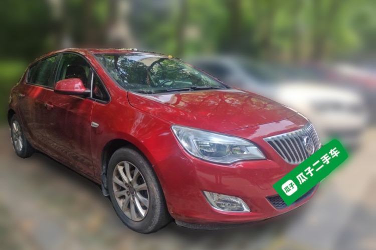 Used Buick GT 2014 XT 1.6L Automatic Fashion Edition Front Right 45 Deg