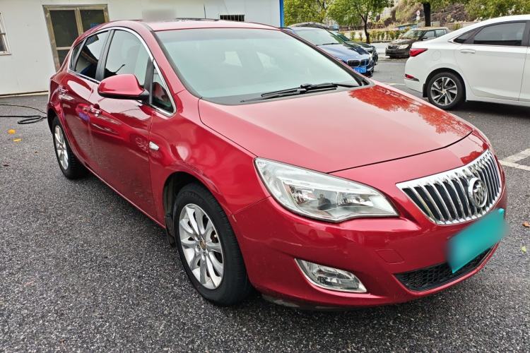 Used Buick GT 2014 XT 1.6L Automatic Fashion Edition Front Right 45 Deg