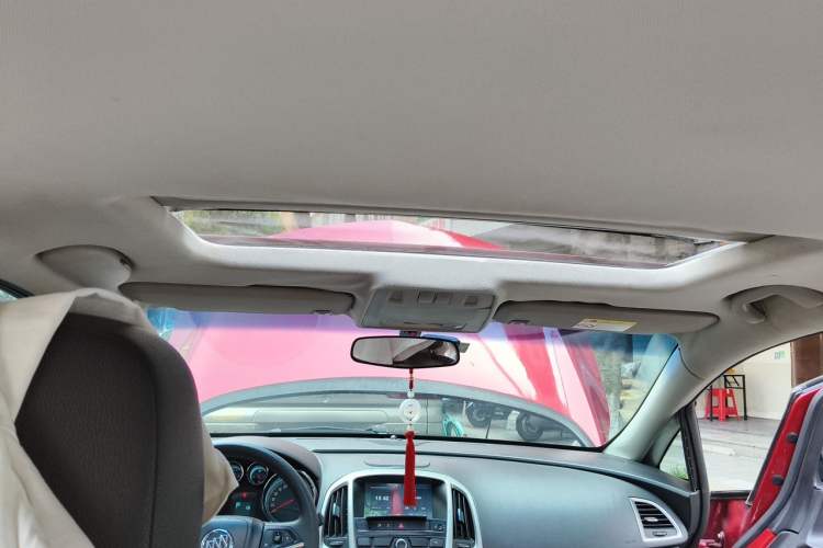 Used Buick GT 2014 XT 1.6L Automatic Fashion Edition Headliner