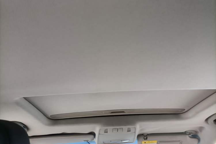 Used Buick GT 2014 XT 1.6L Automatic Fashion Edition Headliner