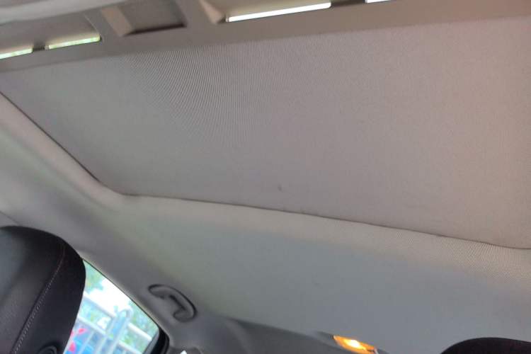 Used Buick GT 2014 XT 1.6L Automatic Fashion Edition Headliner