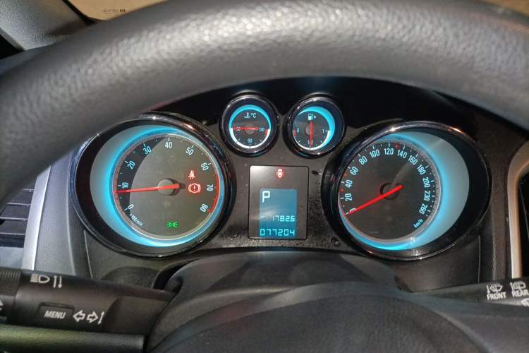 Used Buick GT 2014 XT 1.6L Automatic Fashion Edition Instrument Cluster