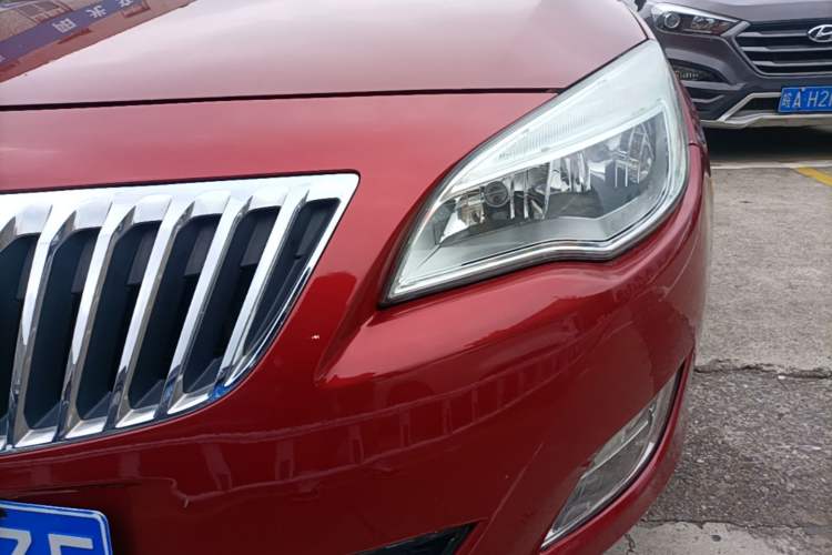 Used Buick GT 2014 XT 1.6L Automatic Fashion Edition Left Front Headlight