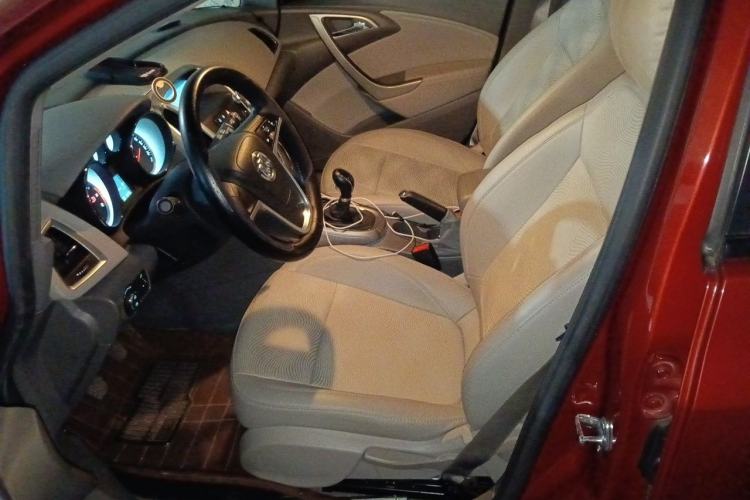 Used Buick GT 2014 XT 1.6L Manual Entry-Level Model Left Front Seat