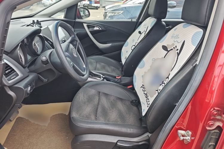 Used Buick GT 2014 XT 1.6L Automatic Fashion Edition Left Front Seat