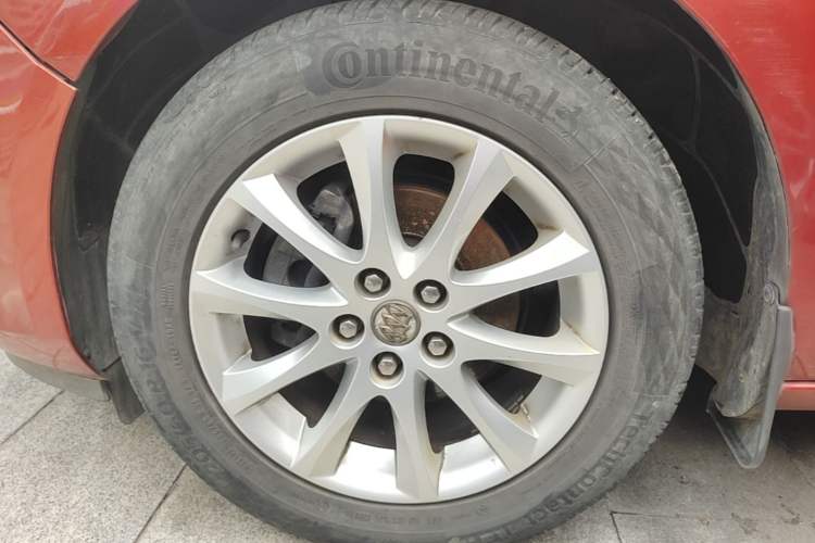 Used Buick GT 2014 XT 1.6L Automatic Fashion Edition Left Front Wheel Hub