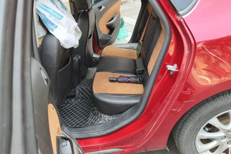 Used Buick GT 2014 XT 1.6L Automatic Fashion Edition Left Rear Seat