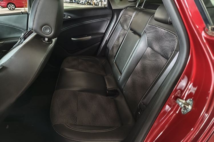 Used Buick GT 2014 XT 1.6L Automatic Fashion Edition Left Rear Seat