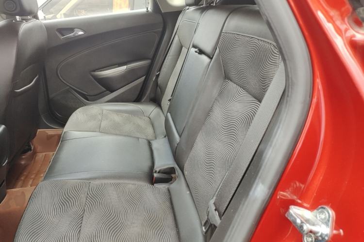 Used Buick GT 2014 XT 1.6L Automatic Fashion Edition Left Rear Seat