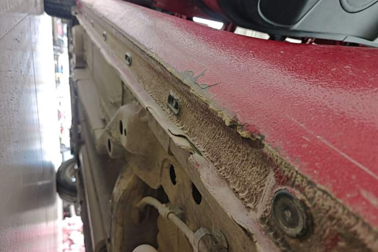 Used Buick GT 2014 XT 1.6L Automatic Fashion Edition Left Side Sill