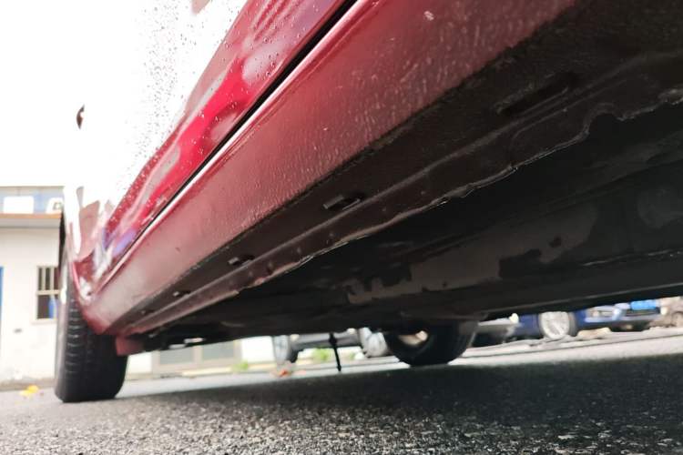 Used Buick GT 2014 XT 1.6L Automatic Fashion Edition Right Side Sill