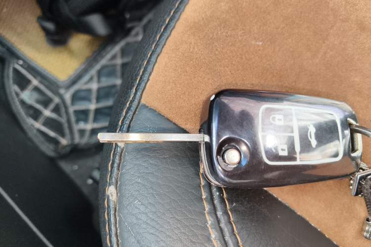 Used Buick GT 2014 XT 1.6L Automatic Fashion Edition Vehicle Key