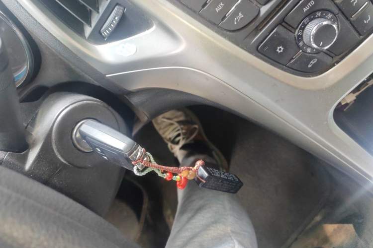 Used Buick GT 2014 XT 1.6L Automatic Fashion Edition Vehicle Key