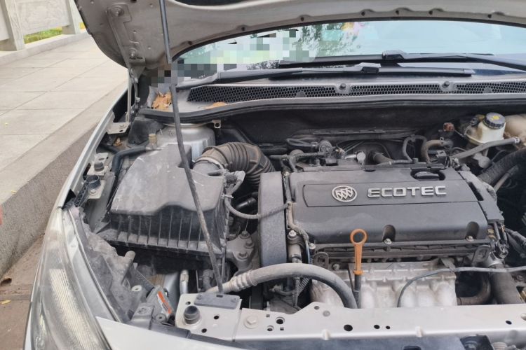 Used Buick GT 2014 XT 1.6L Automatic Fashion Edition Engine Bay Right