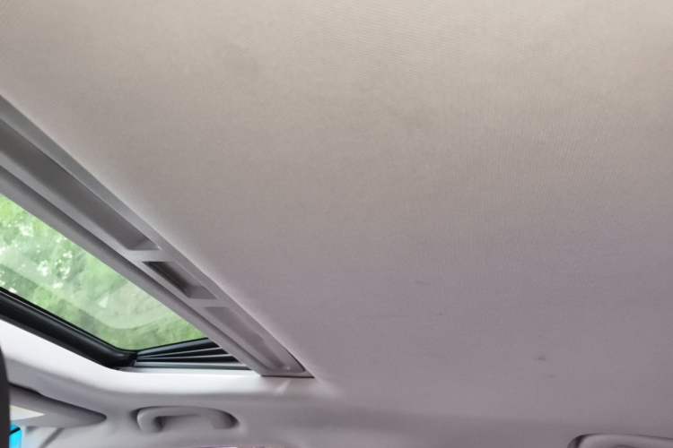 Used Buick GT 2014 XT 1.6L Automatic Fashion Edition Headliner